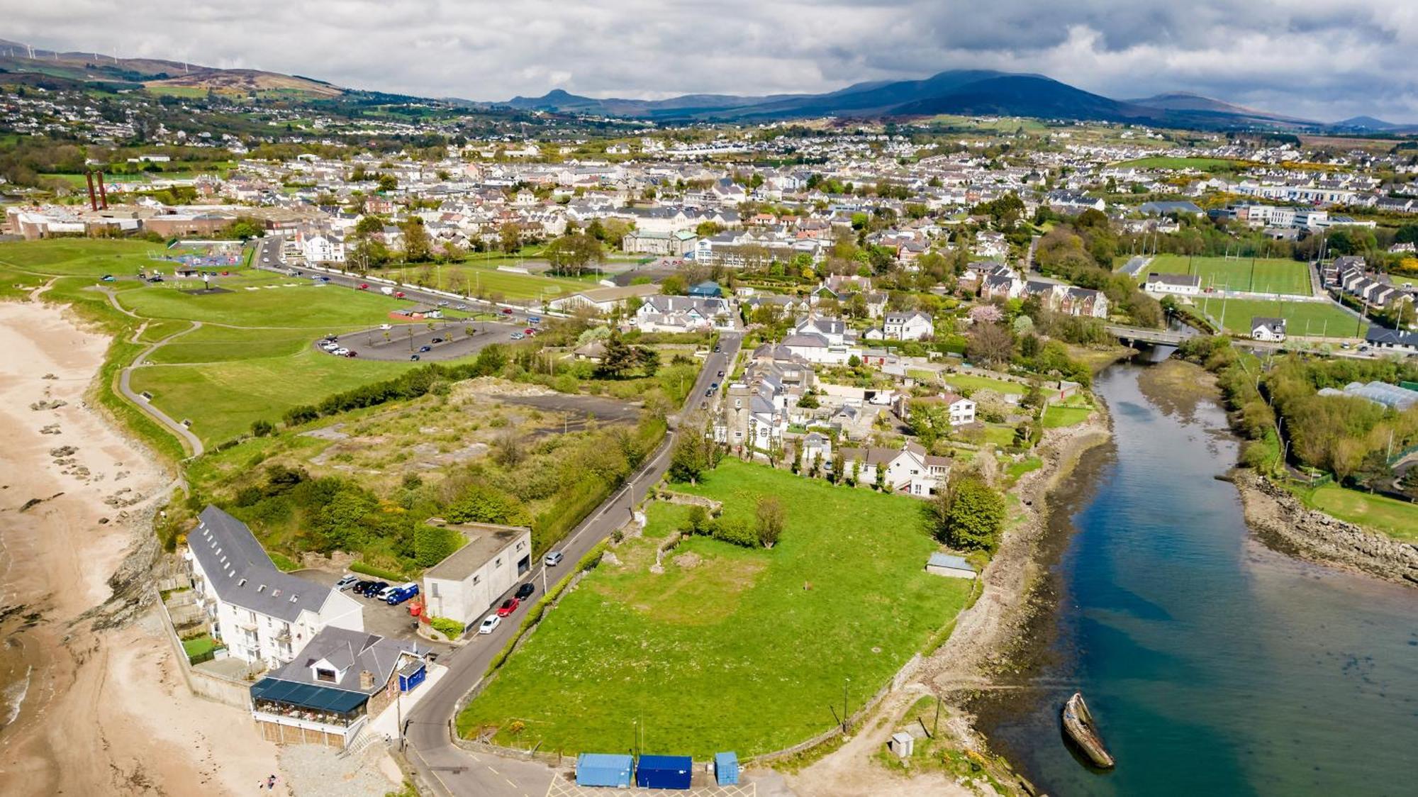 The Old Coastguard Tower * Buncrana